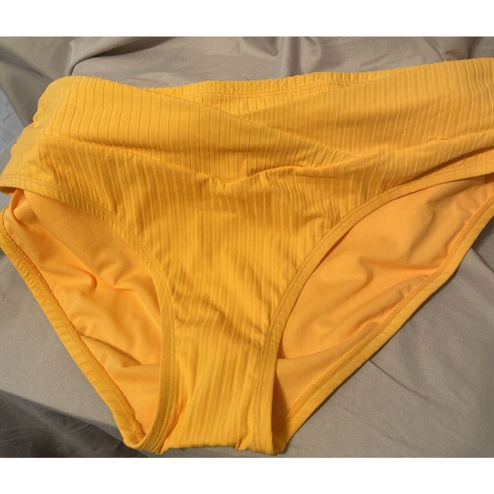 NWT Time & Tru Women's Solid Mid-Rise Swimsuit Bottom Yellow Empire XL (16-18)